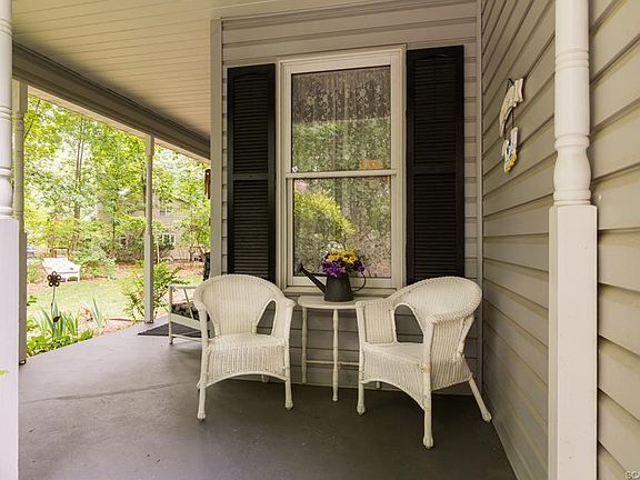 3rd image of 23612 Quail Hollow Cir