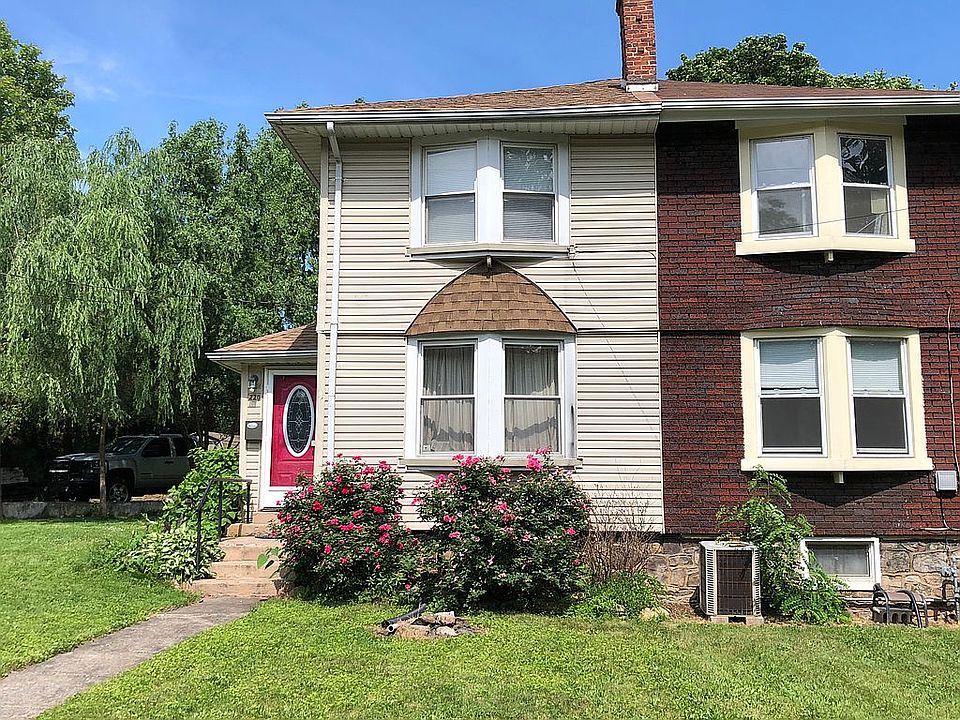 2nd image of 220 Susquehanna Ave