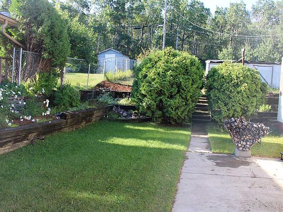 2nd image of 217 2nd St N