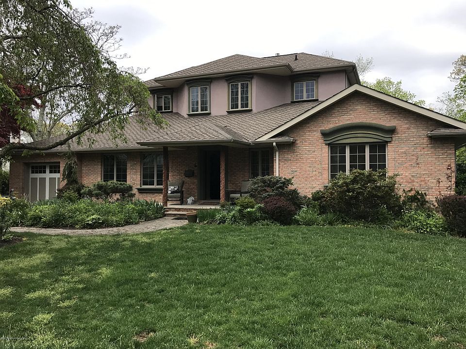 1st image of 6 Cypress Ave