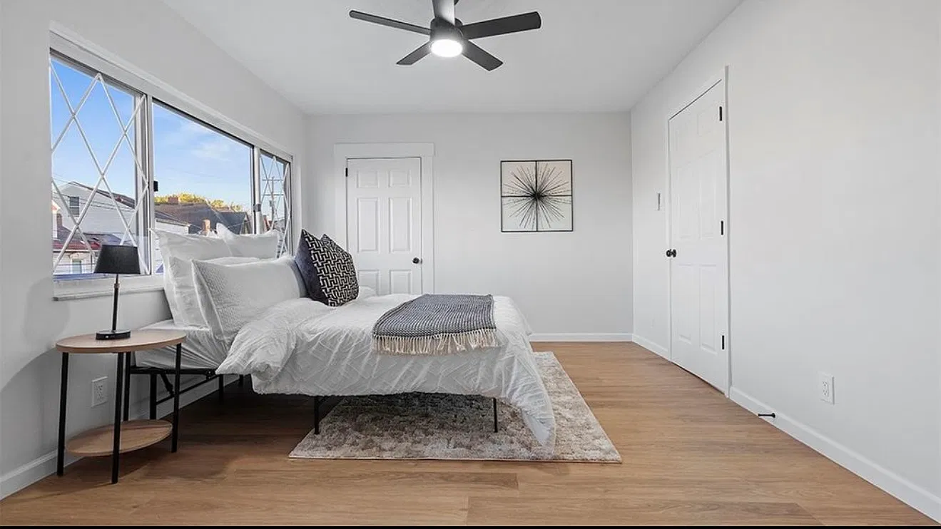 4 bed, 2.5 bath, 2100 sqft, $2,100 — Photo 3