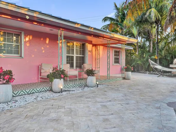 247 SE 3rd Ave, Delray Beach, FL 33483