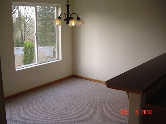4th image of 18730 2nd Ave NE