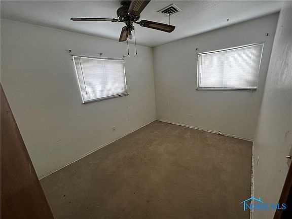 3rd image of 3114 Maher St