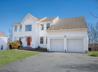 587 Skyline Dr, Lake Hopatcong, NJ 07849