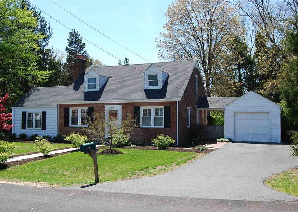 1st image of 8012 Yorktown Dr