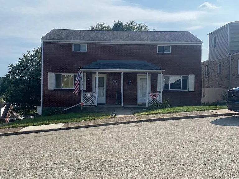 13 Franklin Ave — Photo 16