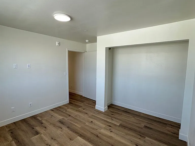 10914 S Main St #202 — Photo 14