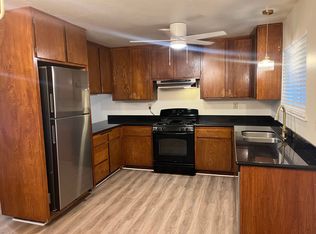 1635 Ditty Ave, Santa Rosa, CA 95403