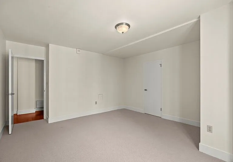 1105 Spring St #712 — Photo 13