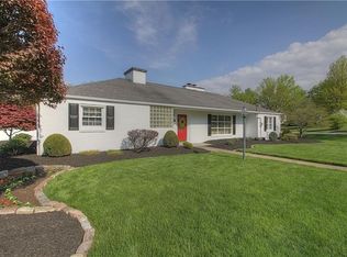 40 N Old Oak Dr, Beaver Falls, PA 15010