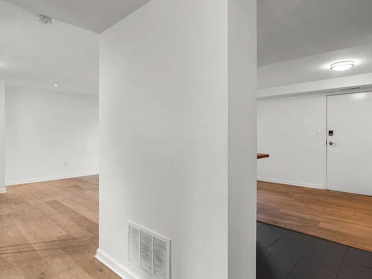 1321 I St NE — Photo 15