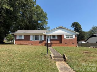 3022 Crescent Ln, Gastonia, NC 28052