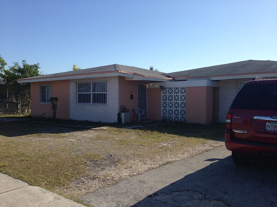 2nd image of 19035 SW 114th Ave