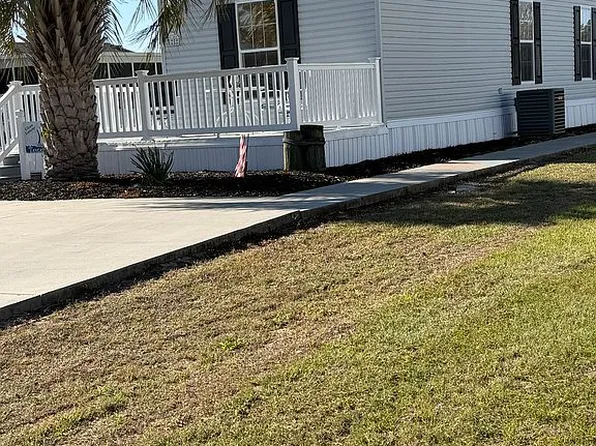 350 Red Barn Rd #528, Newport, NC 28570