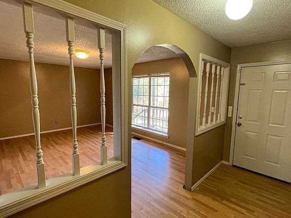2nd image of 110 Hill Blvd