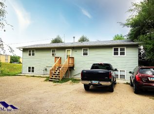 713 Summit Dr APT 1, Minot, ND 58701