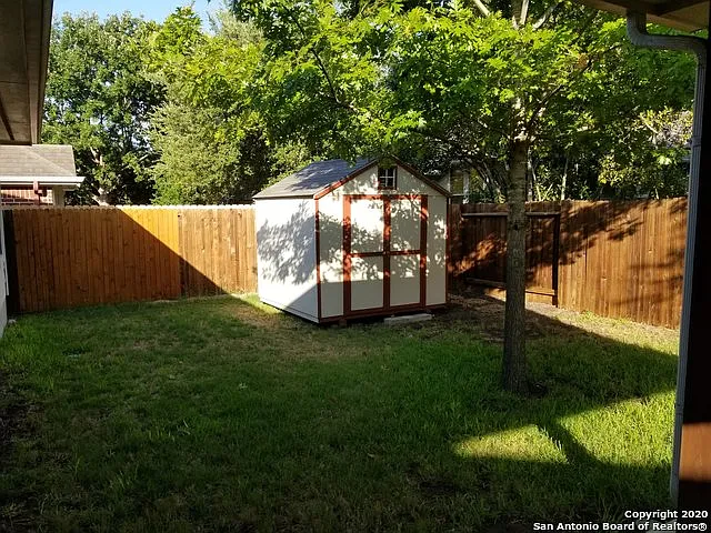 533 Thoreau Trl — Photo 31