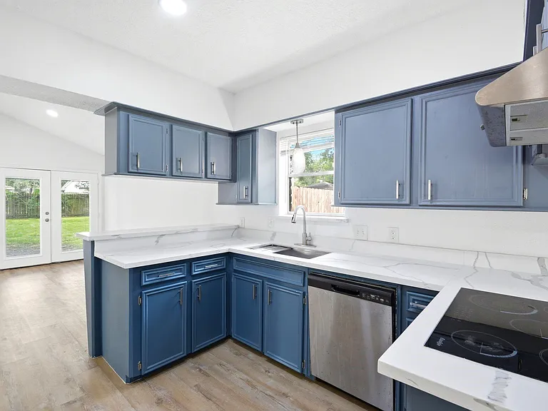 19407 Enchantford Ct — Photo 17