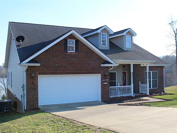 5th image of 976 Rose Ln