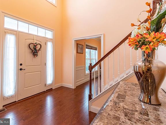2nd image of 116 Mill House Dr