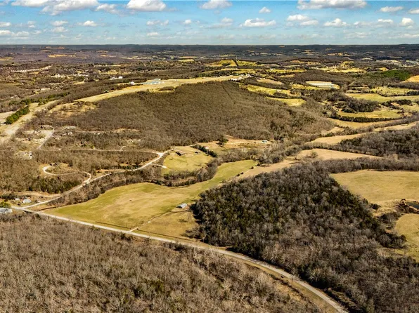 74 Highway, Huntsville, AR 72740