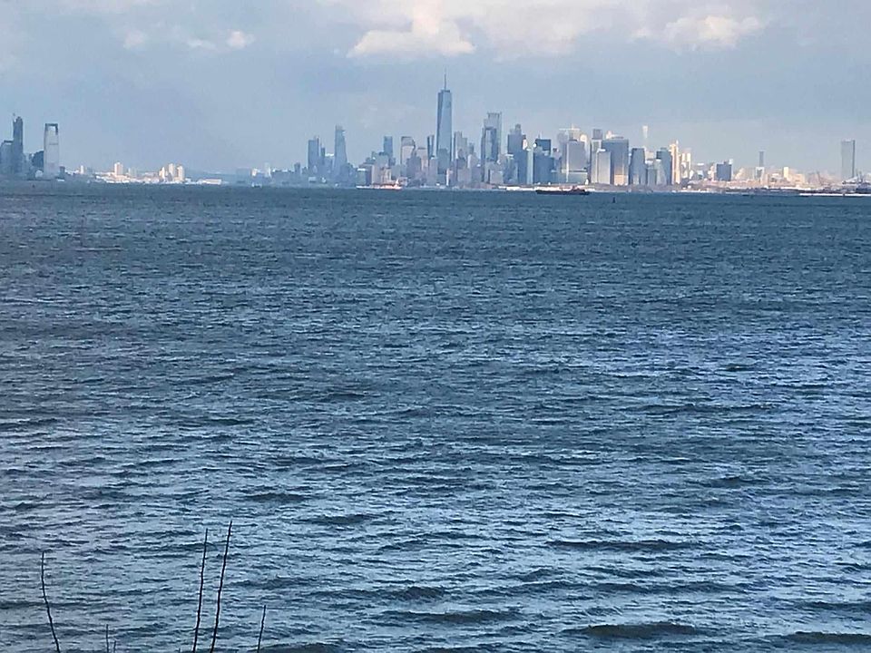 1st image of 43 Waterview Ct #43