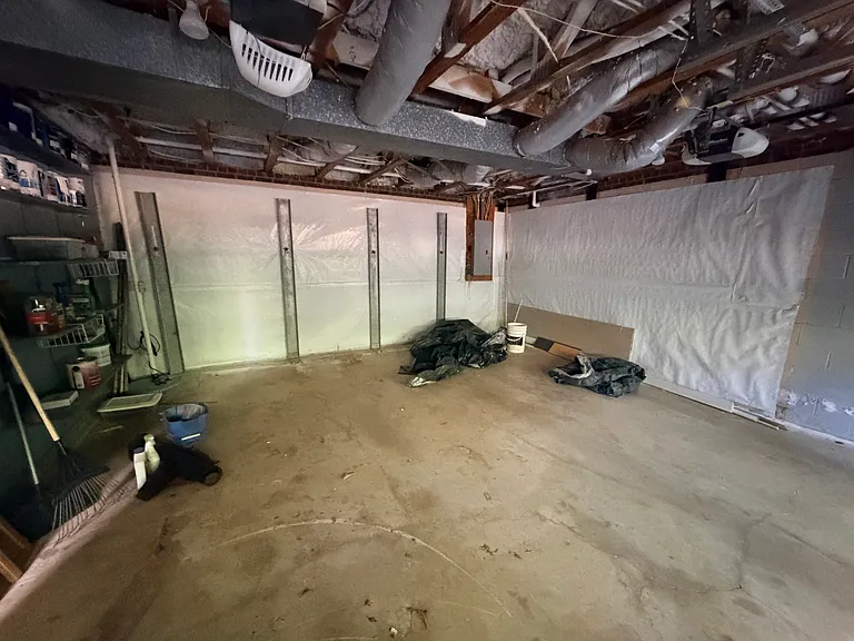 205 Wyatts Pond Ln — Photo 12