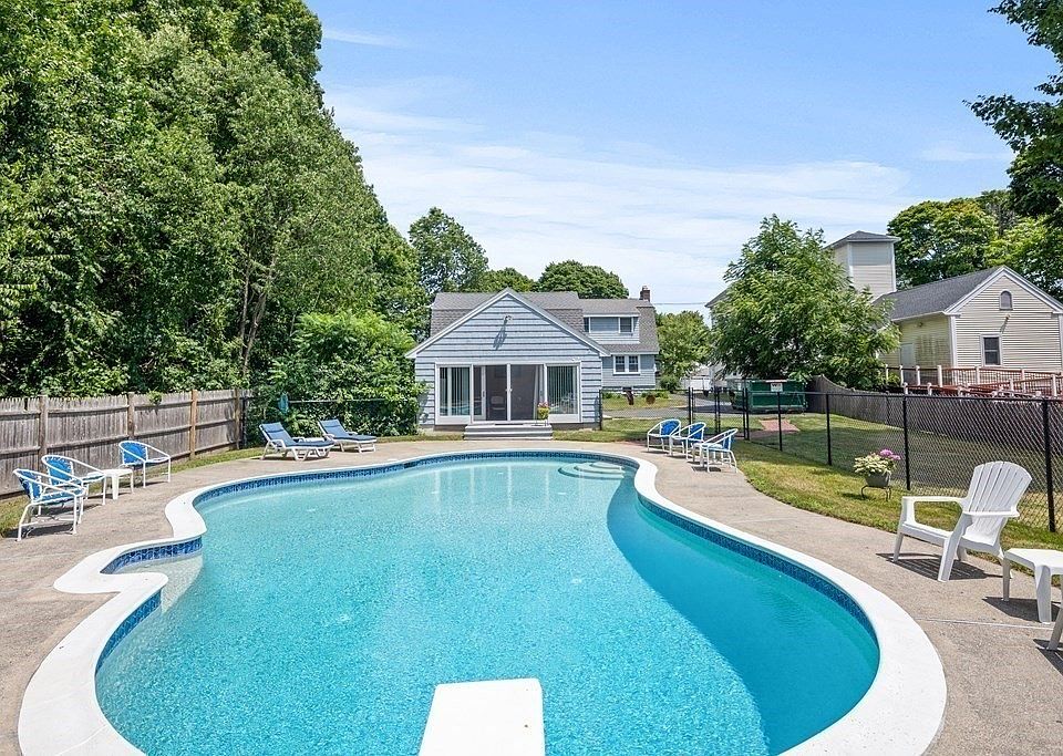 28 Summer St, Saugus, MA 01906 Zillow