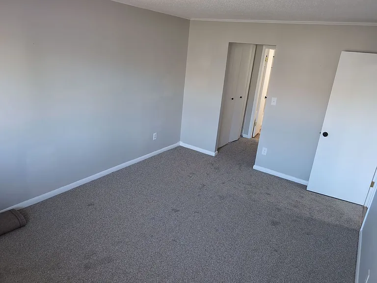 526 Glenn Regis Way — Photo 7