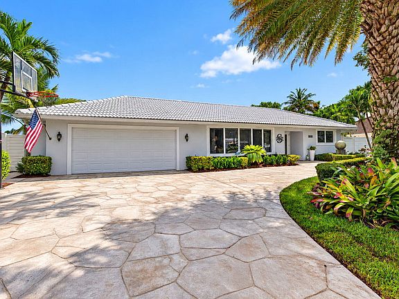 2nd image of 330 SW 75th Avenue