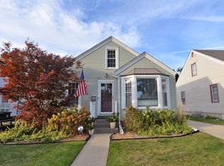 2422 Olive St, Racine, WI 53403