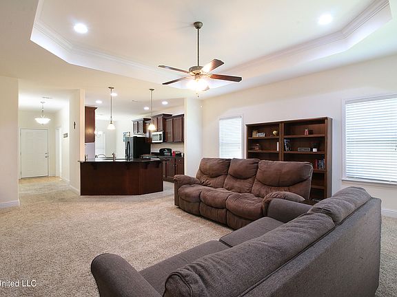 4th image of 3814 River Trace Dr
