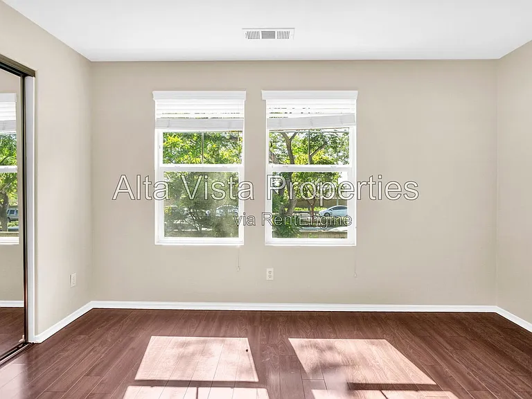16916 Hutchins Lndg #73 — Photo 19