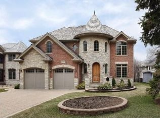 3209 Crestwood Ln, Glenview, IL