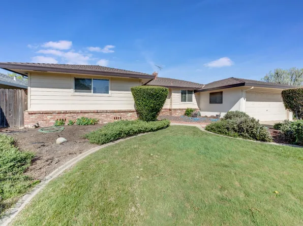 1339 Palomar Cir, Sacramento, CA 95831