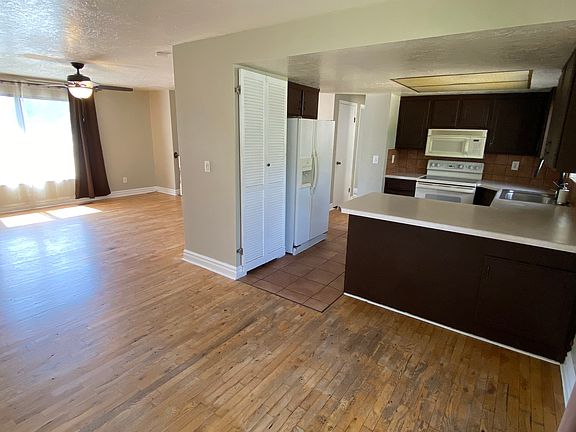 Living Room & Kitchen