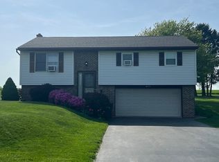 142 Keener Rd, Lititz, PA 17543