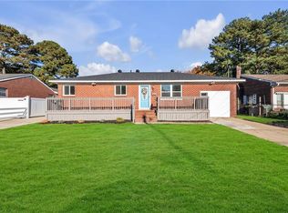 214 Cellardoor Ct, Hampton, VA 23666