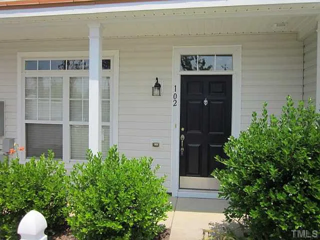Building Photo - 11720 Mezzanine Dr #102