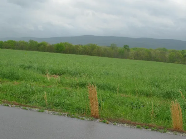 Shadow Mountain Dr, Crossville, TN 38572
