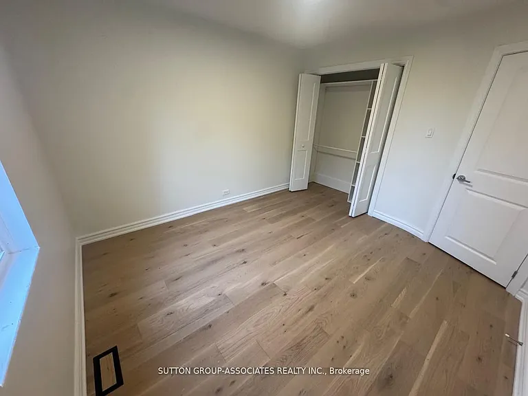 121 Yardley Ave — Photo 9