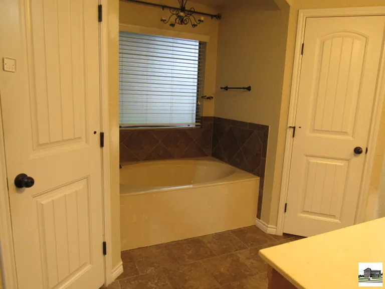 1904 Mike Dr — Photo 12