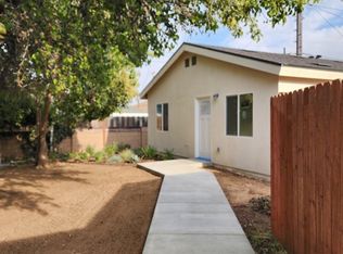 2210 Raleigh Ave #B, Costa Mesa, CA 92627