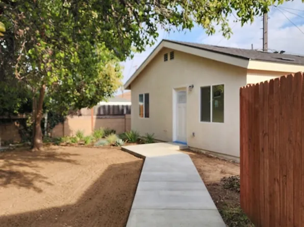 2210 Raleigh Ave #B, Costa Mesa, CA 92627