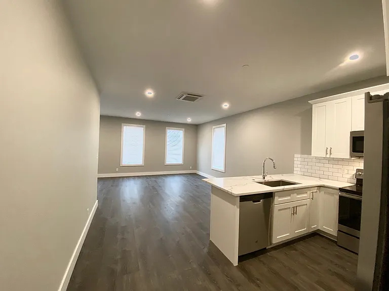 24 Norwood St #2 — Photo 9