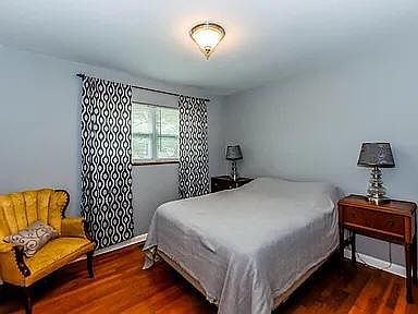 1st image of 334 Westmorland Dr