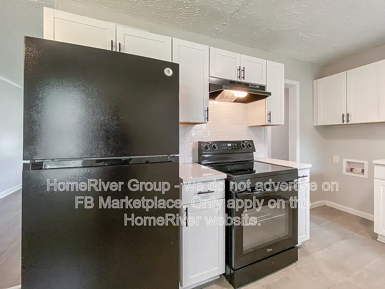 1359 S White Station Rd — Photo 11