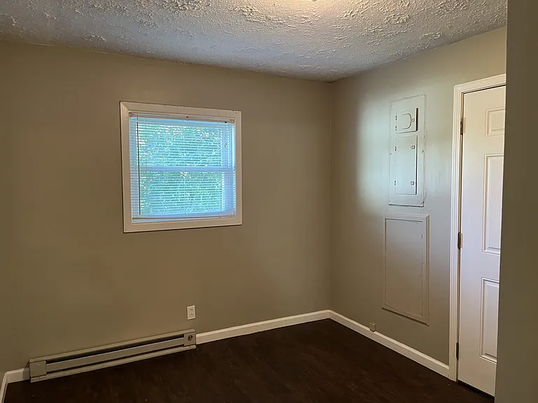 402 Corby Bridge Rd — Photo 17