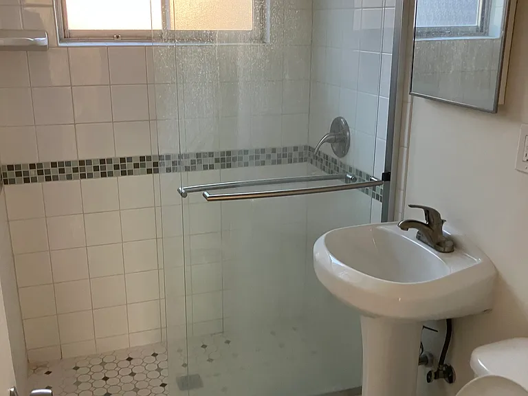 4150 Cleveland Ave #18 — Photo 8